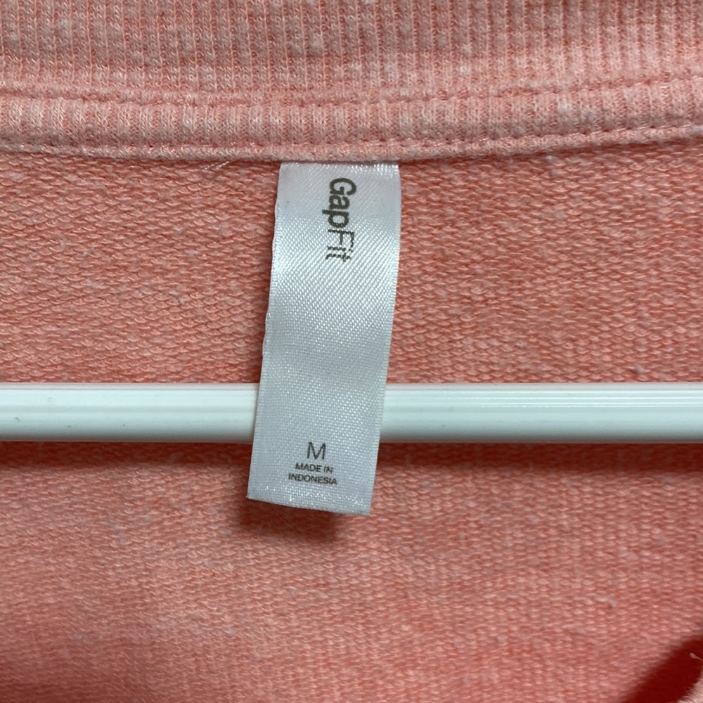 GAP Top - Picture 5 of 11